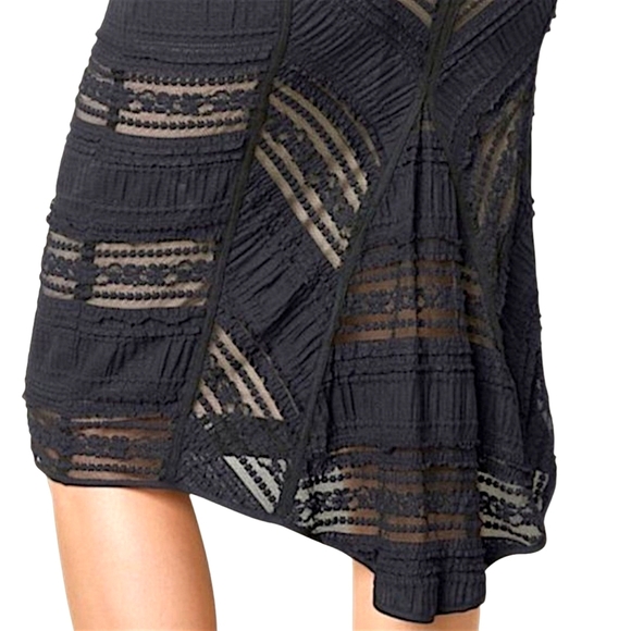 VENUS Sleeveless Black Fishtail Lace Dress Size 16 - Picture 9 of 14